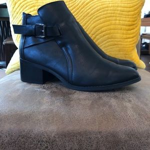 MIA ankle boots size 10